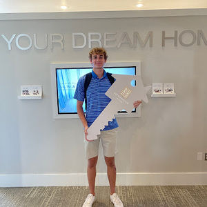 Meet your Posher, Carter